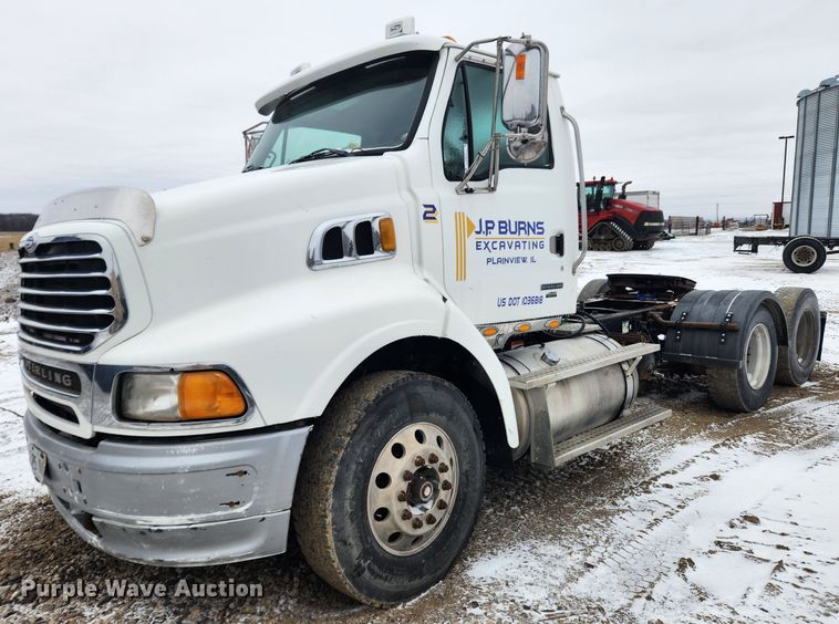 image for item KT9412 2007 Sterling A9500  semi truck