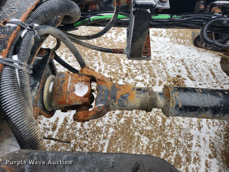 image for item KT9412 2007 Sterling A9500  semi truck