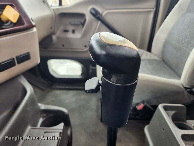 image for item KT9412 2007 Sterling A9500  semi truck