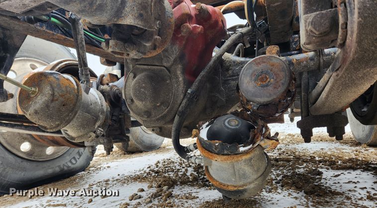 image for item KT9412 2007 Sterling A9500  semi truck