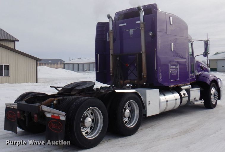 image for item KU9727 2012 Peterbilt 386  semi truck