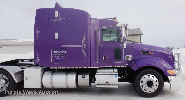 image for item KU9727 2012 Peterbilt 386  semi truck