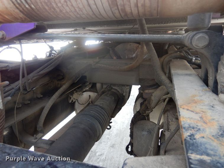 image for item KU9727 2012 Peterbilt 386  semi truck