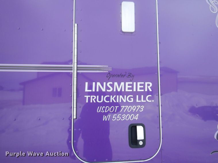 image for item KU9727 2012 Peterbilt 386  semi truck