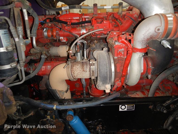 image for item KU9727 2012 Peterbilt 386  semi truck