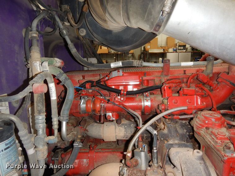 image for item KU9727 2012 Peterbilt 386  semi truck