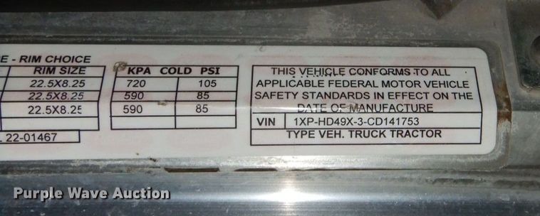 image for item KU9727 2012 Peterbilt 386  semi truck