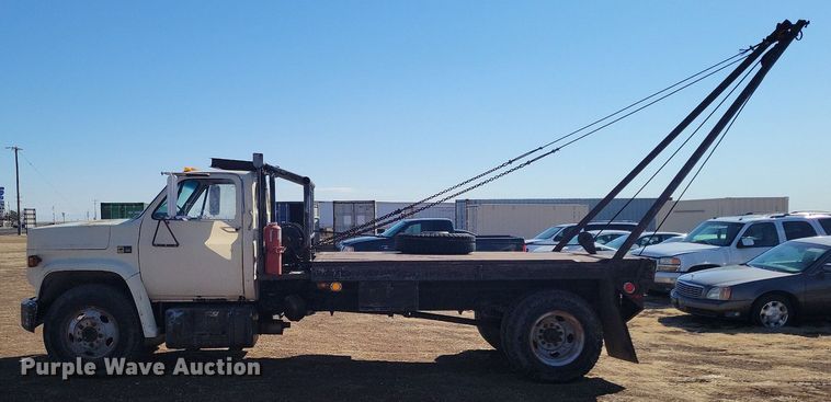 image for item LG9516 1980 Chevrolet  winch truck