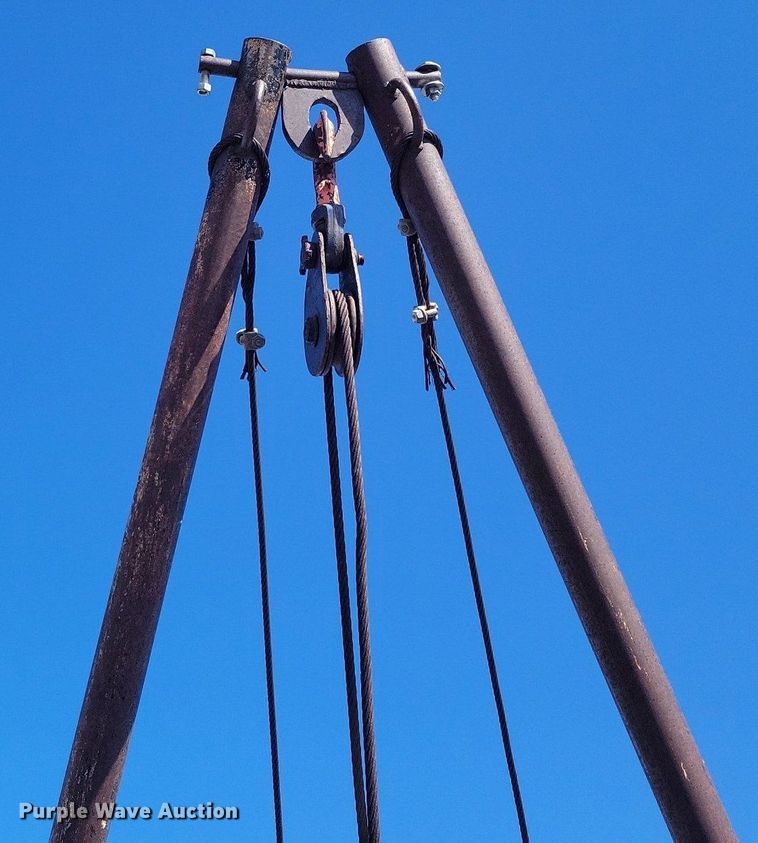 image for item LG9516 1980 Chevrolet  winch truck