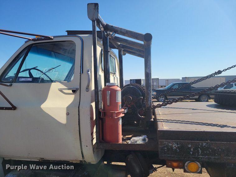 image for item LG9516 1980 Chevrolet  winch truck