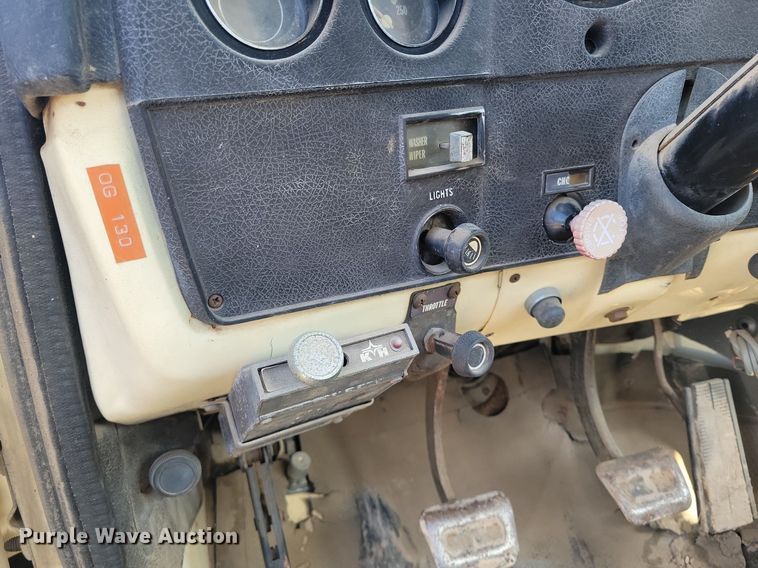 image for item LG9516 1980 Chevrolet  winch truck