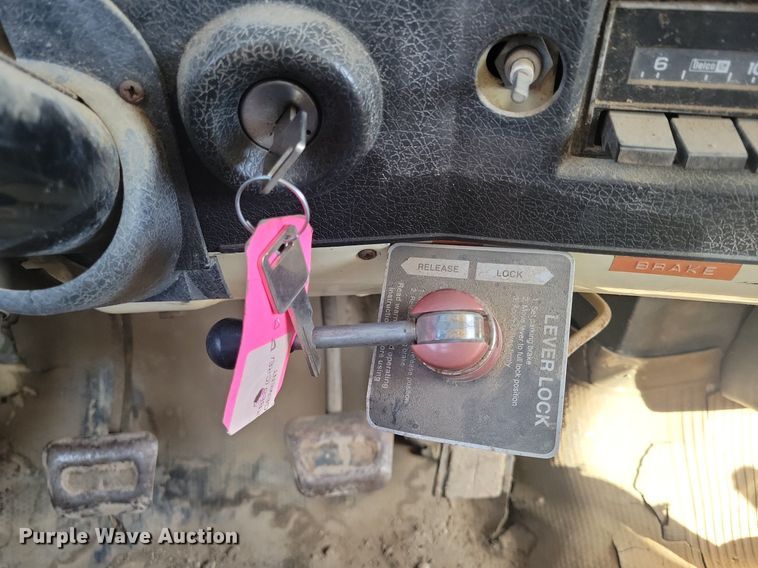 image for item LG9516 1980 Chevrolet  winch truck