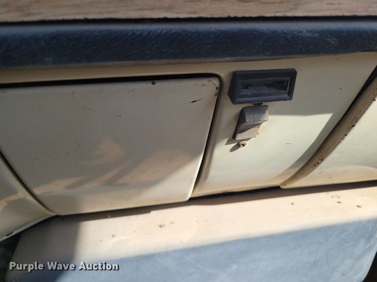 image for item LG9516 1980 Chevrolet  winch truck