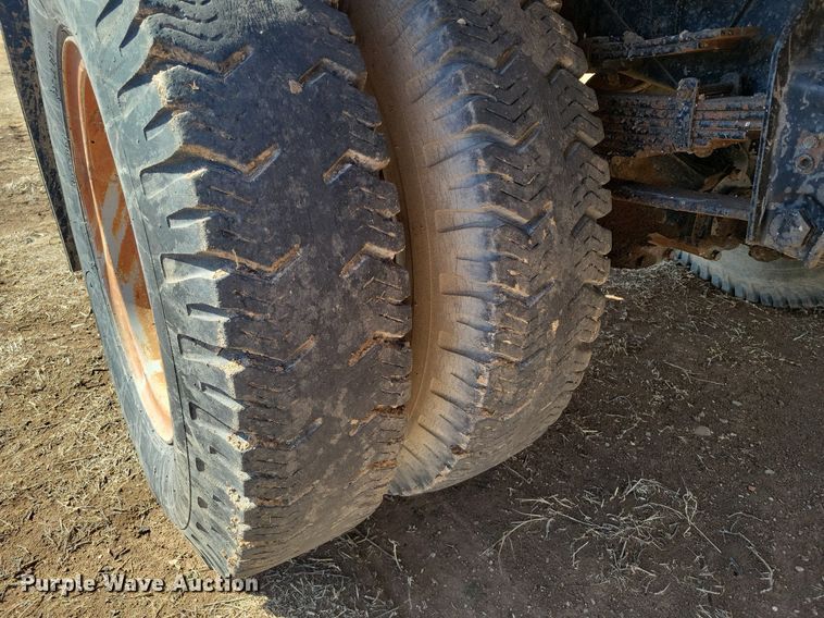 image for item LG9516 1980 Chevrolet  winch truck