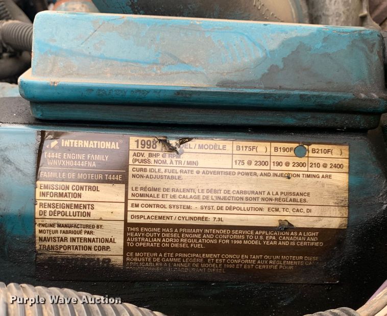 image for item LI9083 1999 International 4700  dump truck