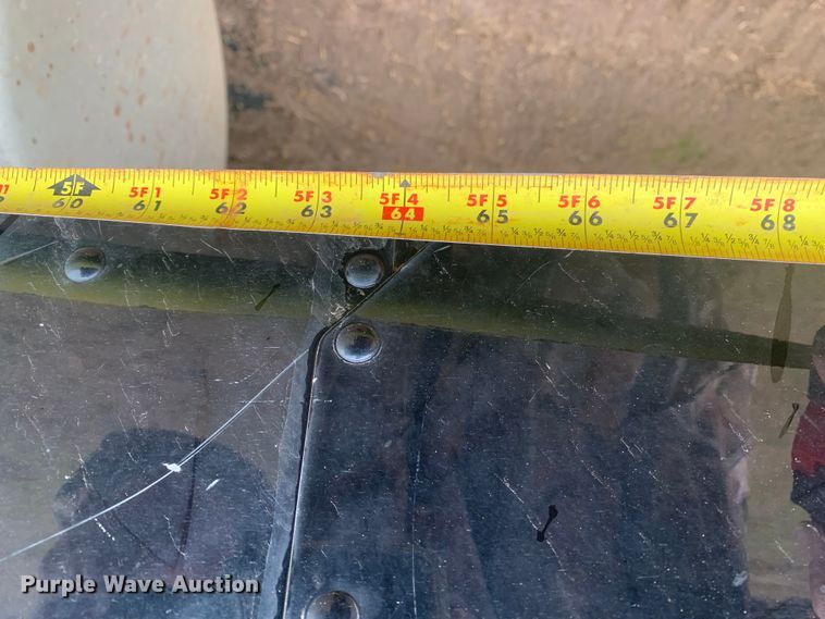 image for item LI9088 2016 Peterbilt 579  semi truck