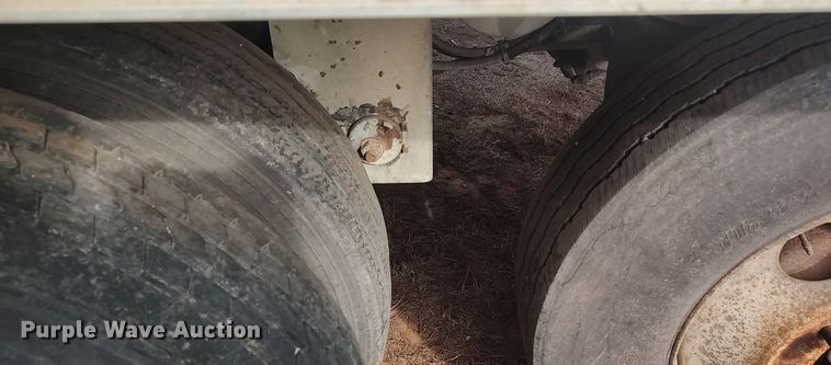 image for item LK9305 2000 Trailmobile  walking floor trailer