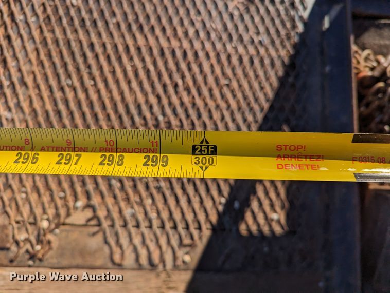 image for item LP9206 2005 Freightliner Business Class M2  rollback truck