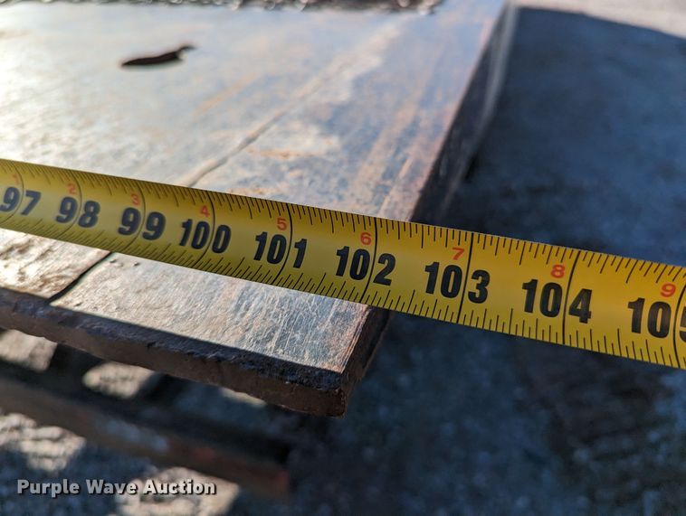 image for item LP9206 2005 Freightliner Business Class M2  rollback truck