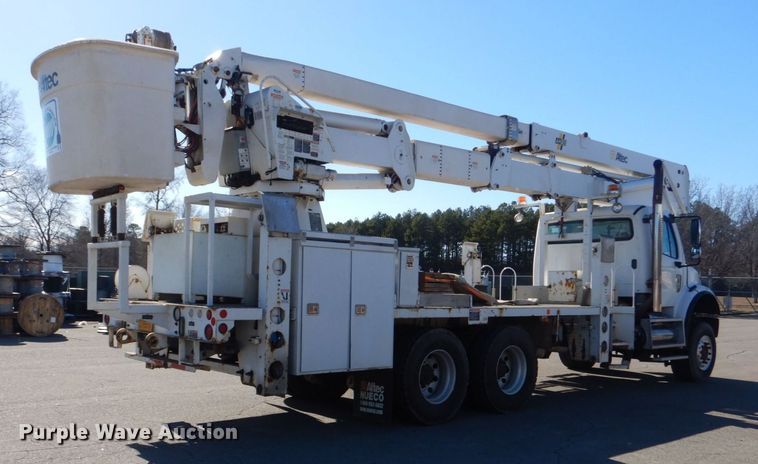 image for item LT9035 2009 Freightliner Business Class M2  bucket truck