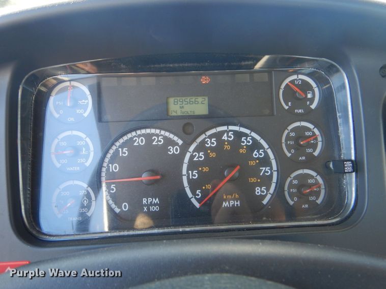 image for item LT9035 2009 Freightliner Business Class M2  bucket truck