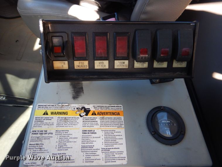 image for item LT9035 2009 Freightliner Business Class M2  bucket truck