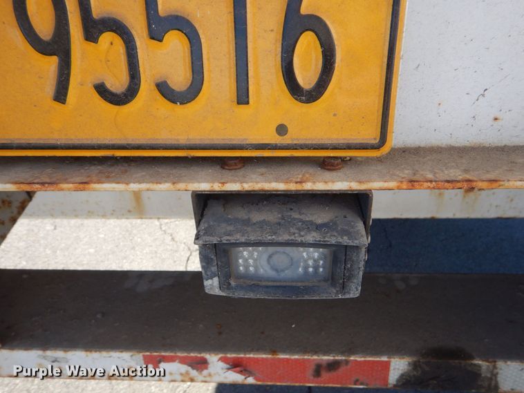 image for item LT9035 2009 Freightliner Business Class M2  bucket truck