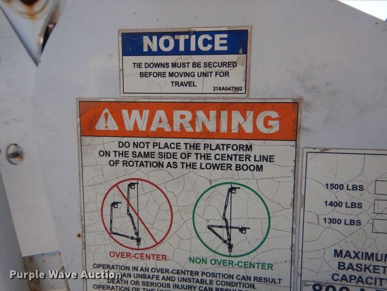 image for item LT9035 2009 Freightliner Business Class M2  bucket truck