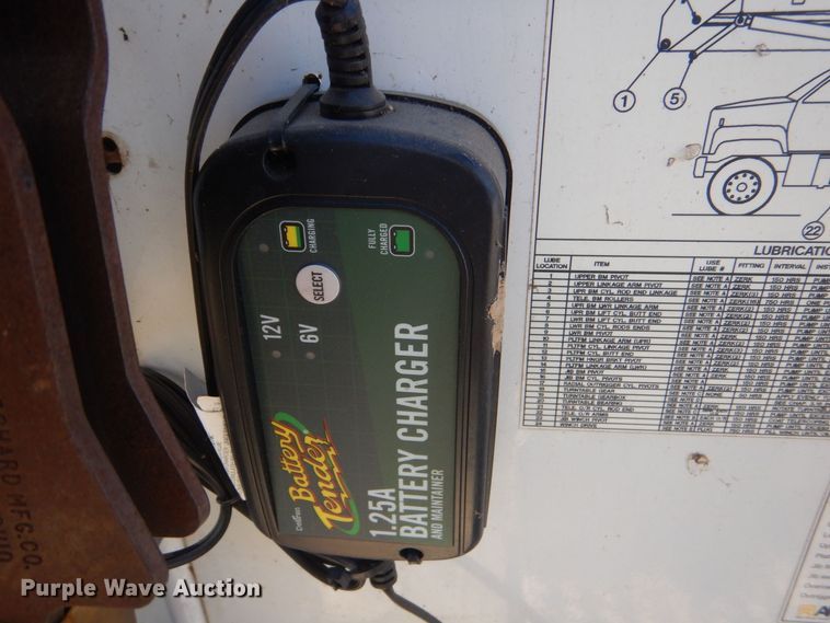 image for item LT9035 2009 Freightliner Business Class M2  bucket truck