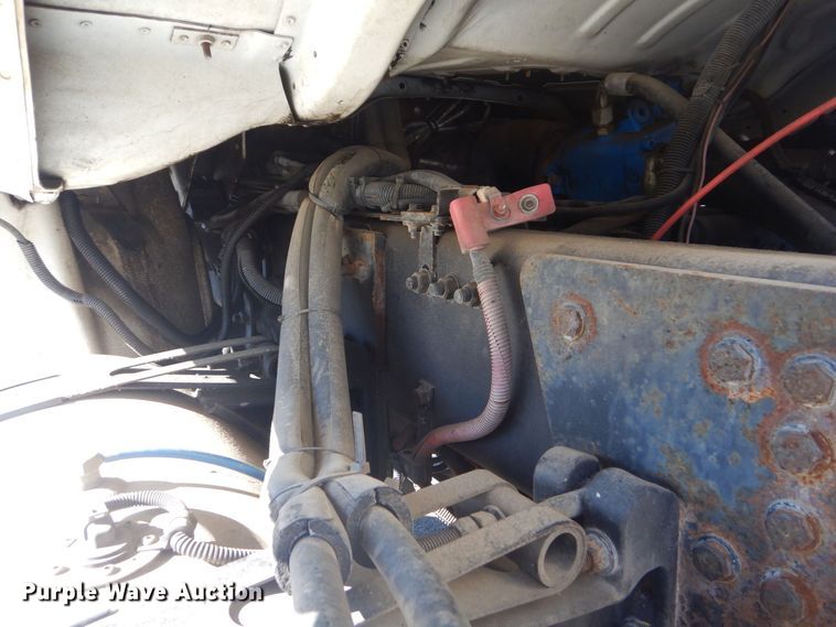 image for item LT9035 2009 Freightliner Business Class M2  bucket truck