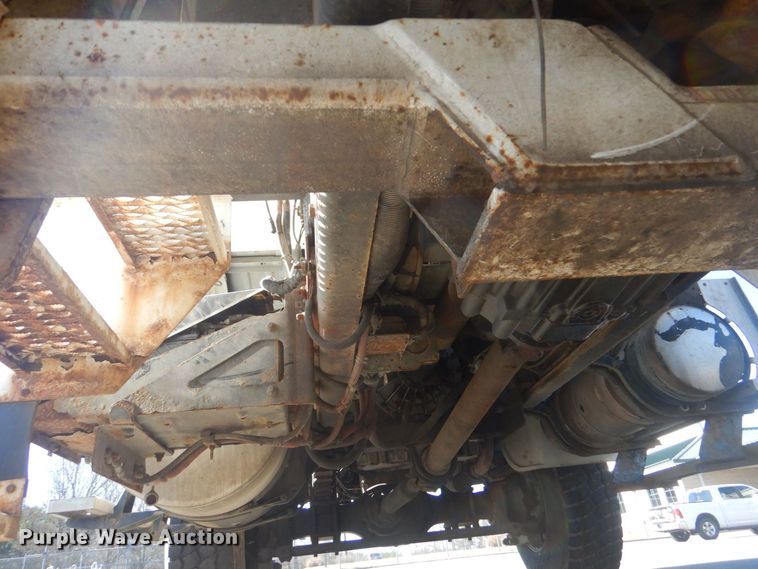 image for item LT9035 2009 Freightliner Business Class M2  bucket truck