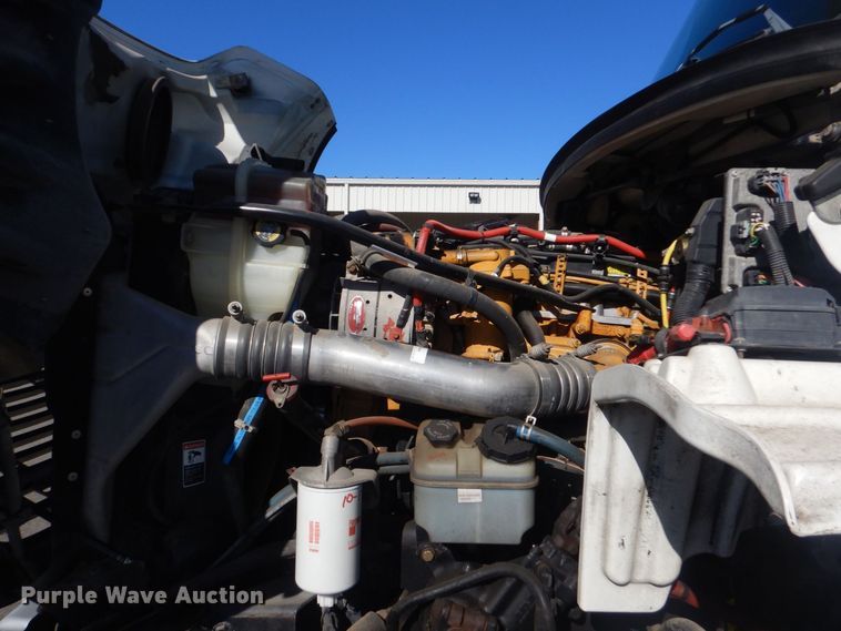 image for item LT9035 2009 Freightliner Business Class M2  bucket truck