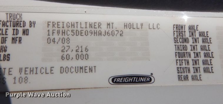 image for item LT9035 2009 Freightliner Business Class M2  bucket truck