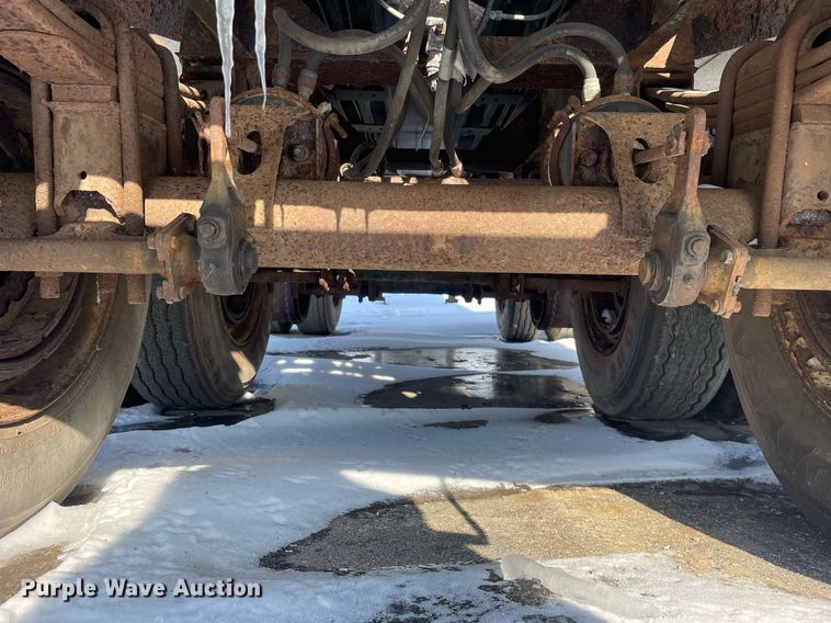 image for item MA9900 1974 Trailmobile F11S4MCM  tank trailer