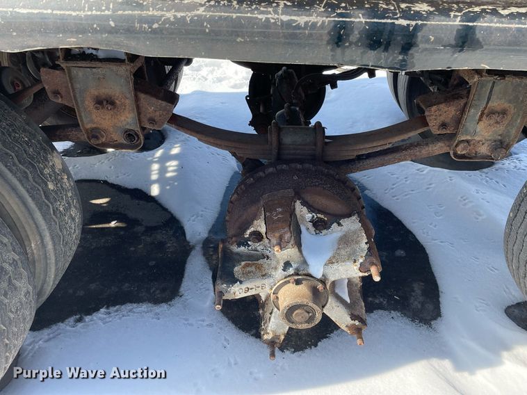 image for item MA9900 1974 Trailmobile F11S4MCM  tank trailer