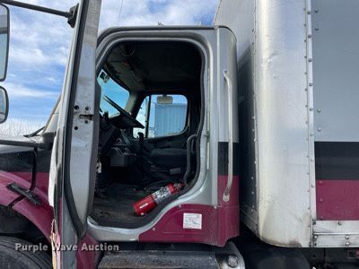 image for item MA9903 2007 Freightliner Business Class M2  box truck