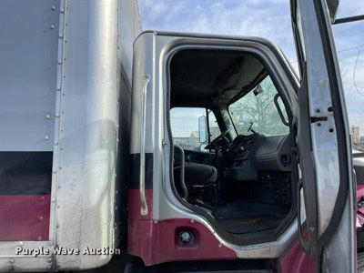 image for item MA9903 2007 Freightliner Business Class M2  box truck