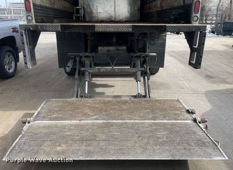 image for item MA9903 2007 Freightliner Business Class M2  box truck