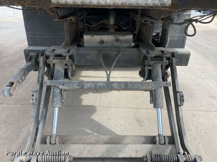 image for item MA9903 2007 Freightliner Business Class M2  box truck