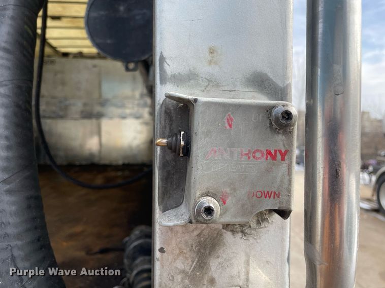 image for item MA9903 2007 Freightliner Business Class M2  box truck