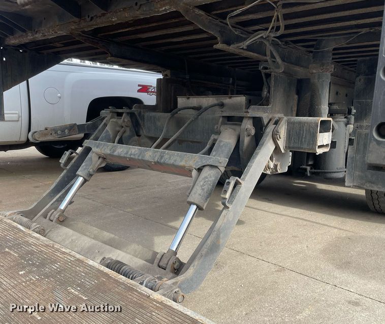 image for item MA9903 2007 Freightliner Business Class M2  box truck