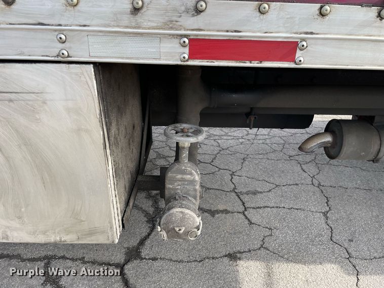 image for item MA9903 2007 Freightliner Business Class M2  box truck