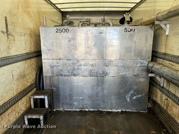 image for item MA9903 2007 Freightliner Business Class M2  box truck