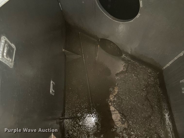 image for item MA9903 2007 Freightliner Business Class M2  box truck