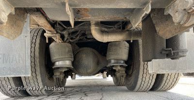 image for item MA9903 2007 Freightliner Business Class M2  box truck