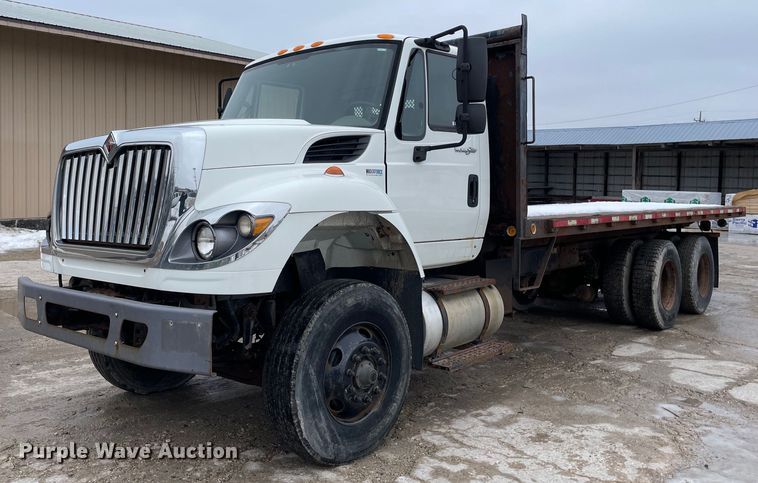 image for item MA9912 2011 International WorkStar 7400  dump flatbed truck