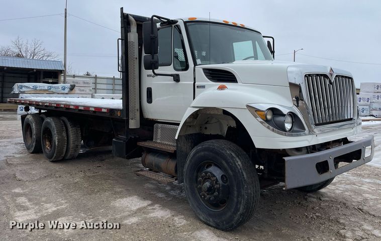 image for item MA9912 2011 International WorkStar 7400  dump flatbed truck