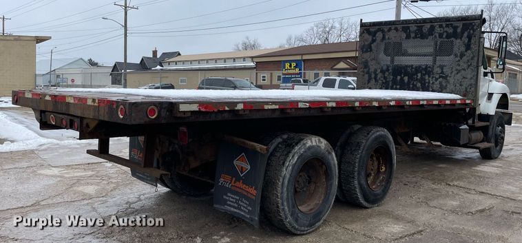 image for item MA9912 2011 International WorkStar 7400  dump flatbed truck