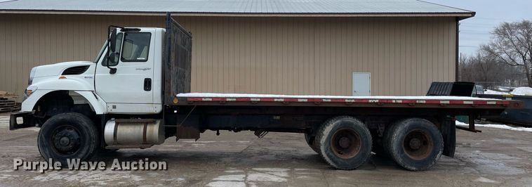 image for item MA9912 2011 International WorkStar 7400  dump flatbed truck