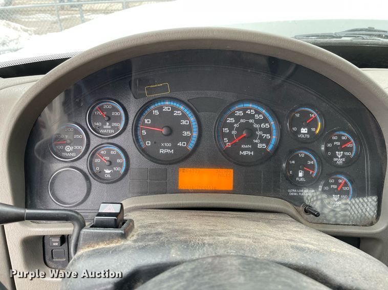 image for item MA9912 2011 International WorkStar 7400  dump flatbed truck